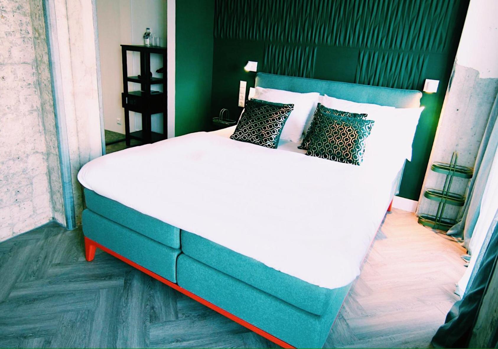 Bed, Bites & Business Hotel Роттердам Номер фото