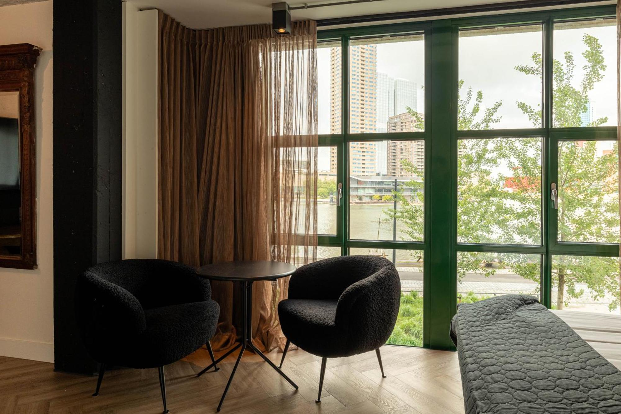 Bed, Bites & Business Hotel Роттердам Номер фото